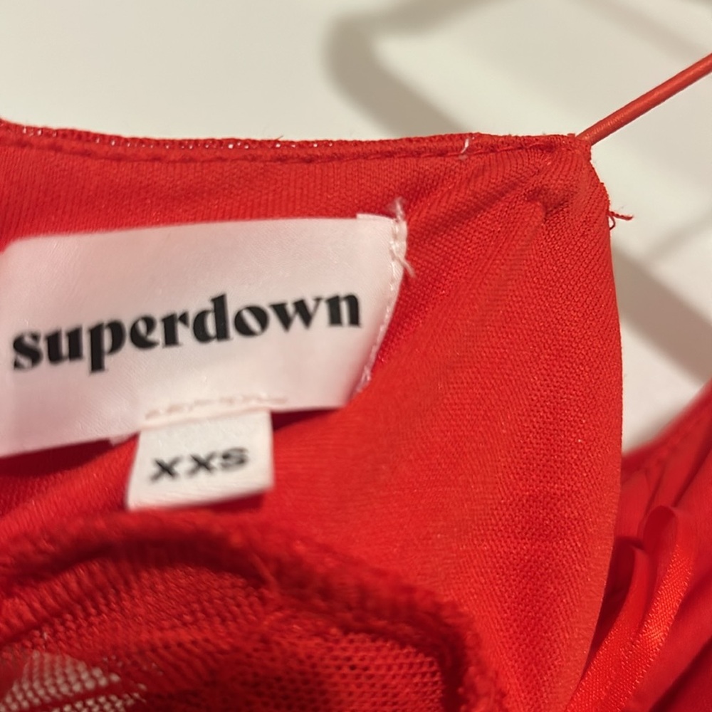 Superdown red dress in xxs - Picture 6 of 8